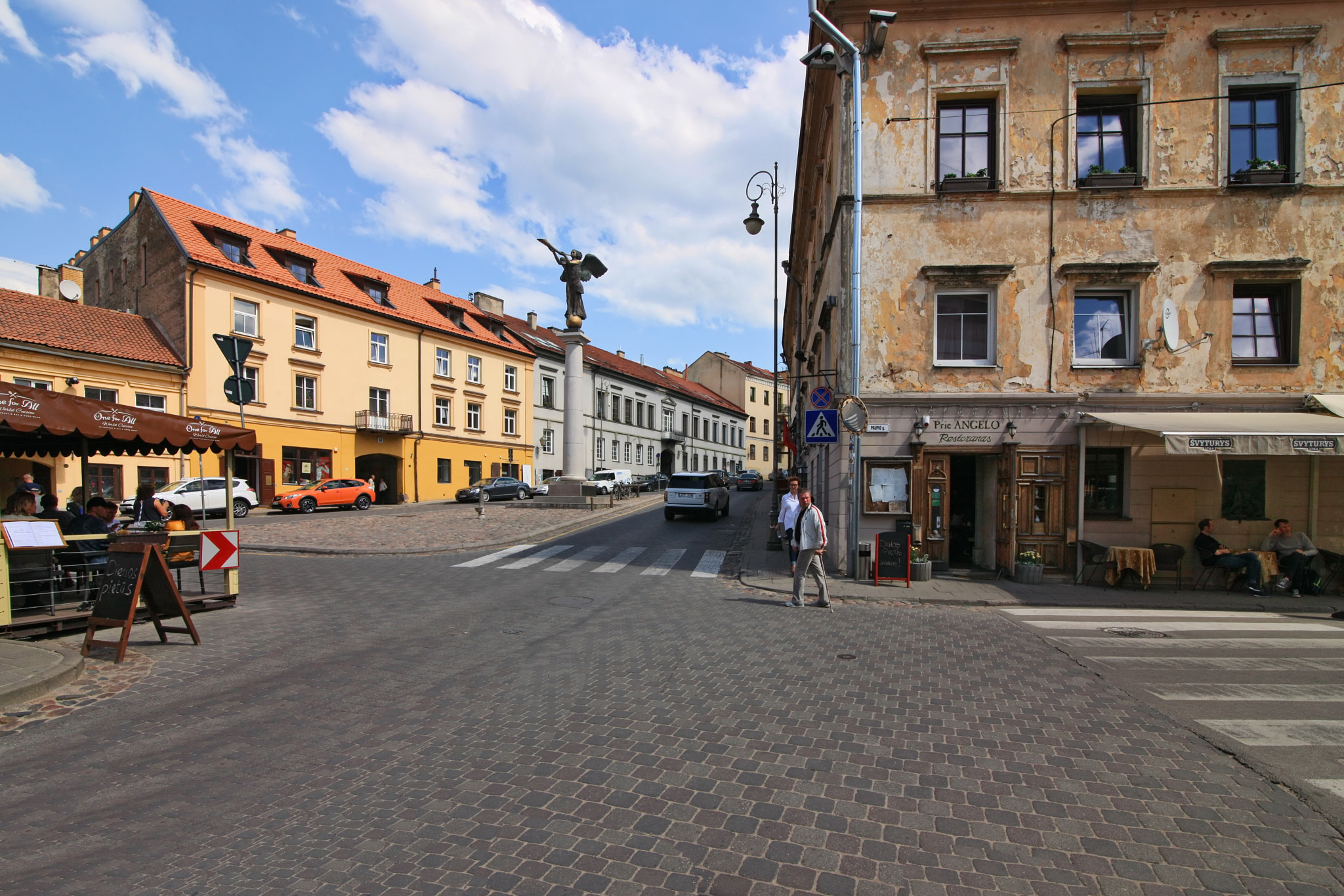 Tokina AT-X 11-20 F2.8 PRO DX Aspherical 11-20mm f/2.8 + 1.4x sample photo. Old vilnius. užupis. photography