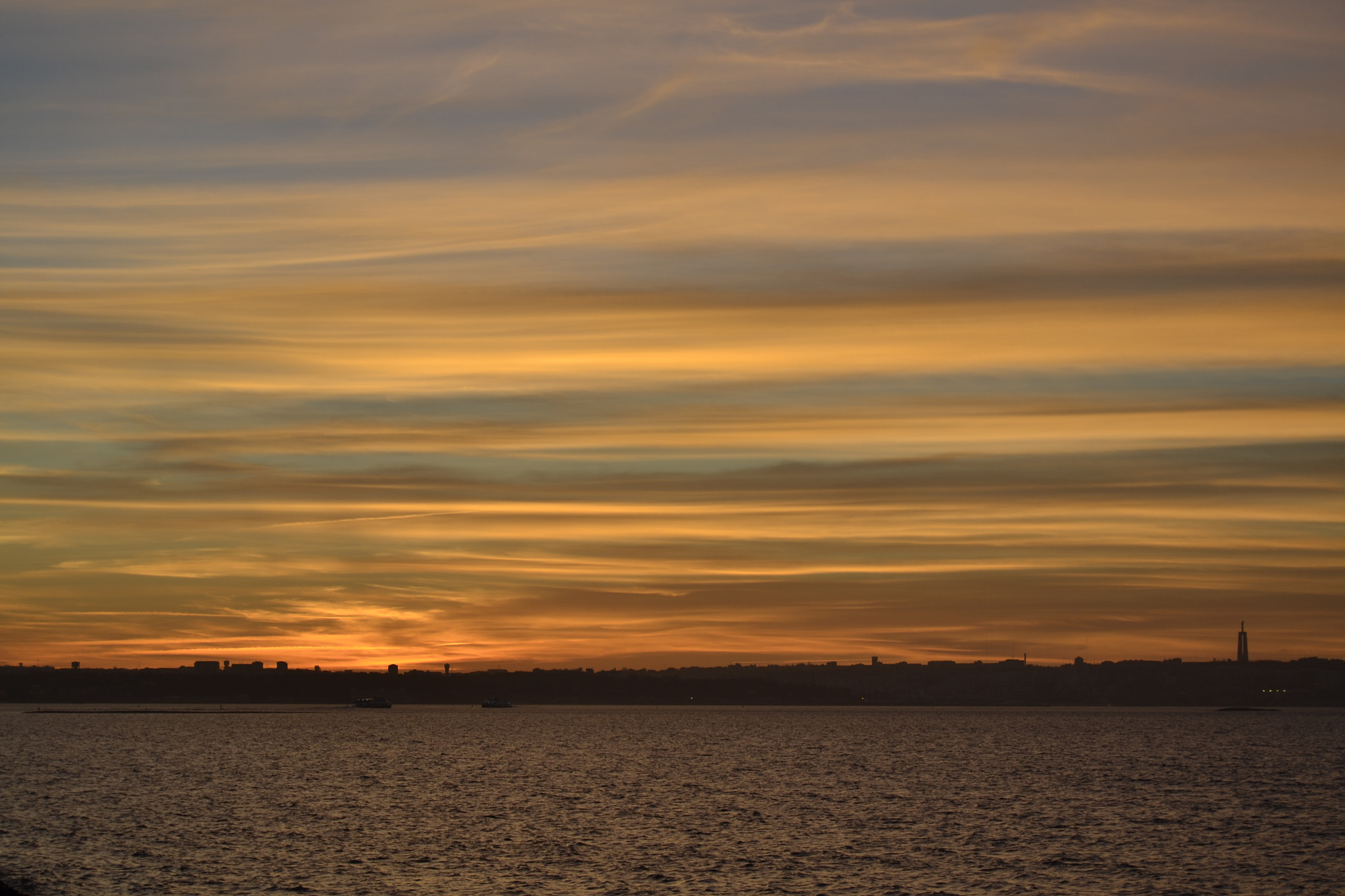 Nikon D3100 sample photo. Lisboa sunset photography