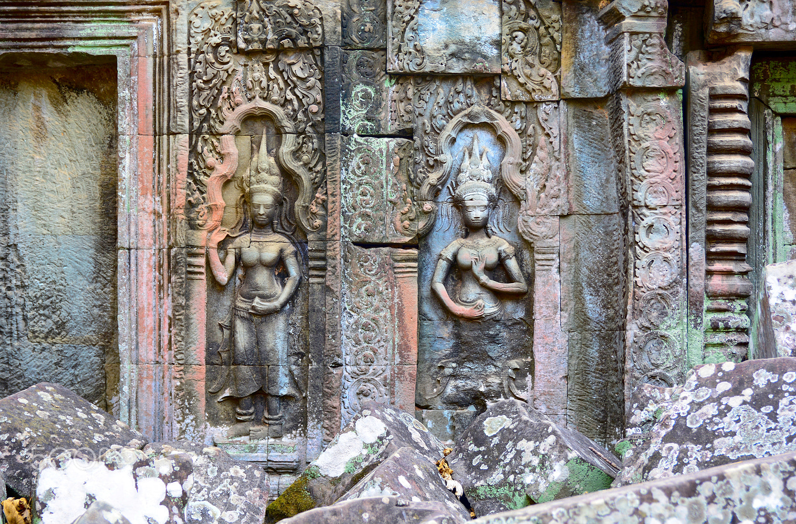 Nikon D5200 sample photo. Statues photography