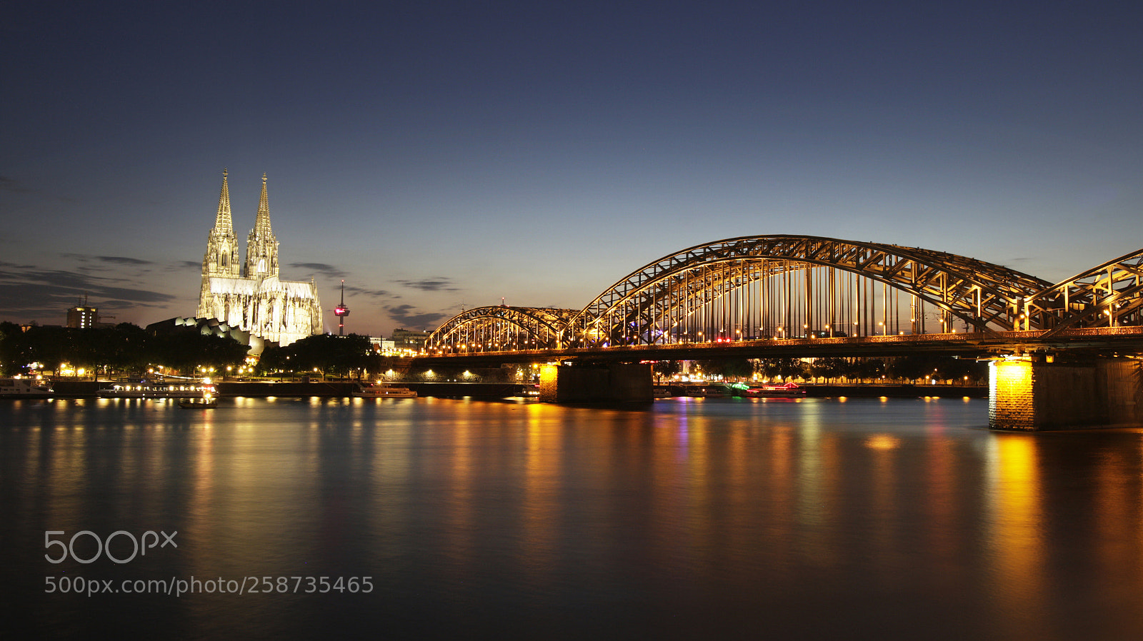Canon EOS 700D (EOS Rebel T5i / EOS Kiss X7i) sample photo. Cologne photography