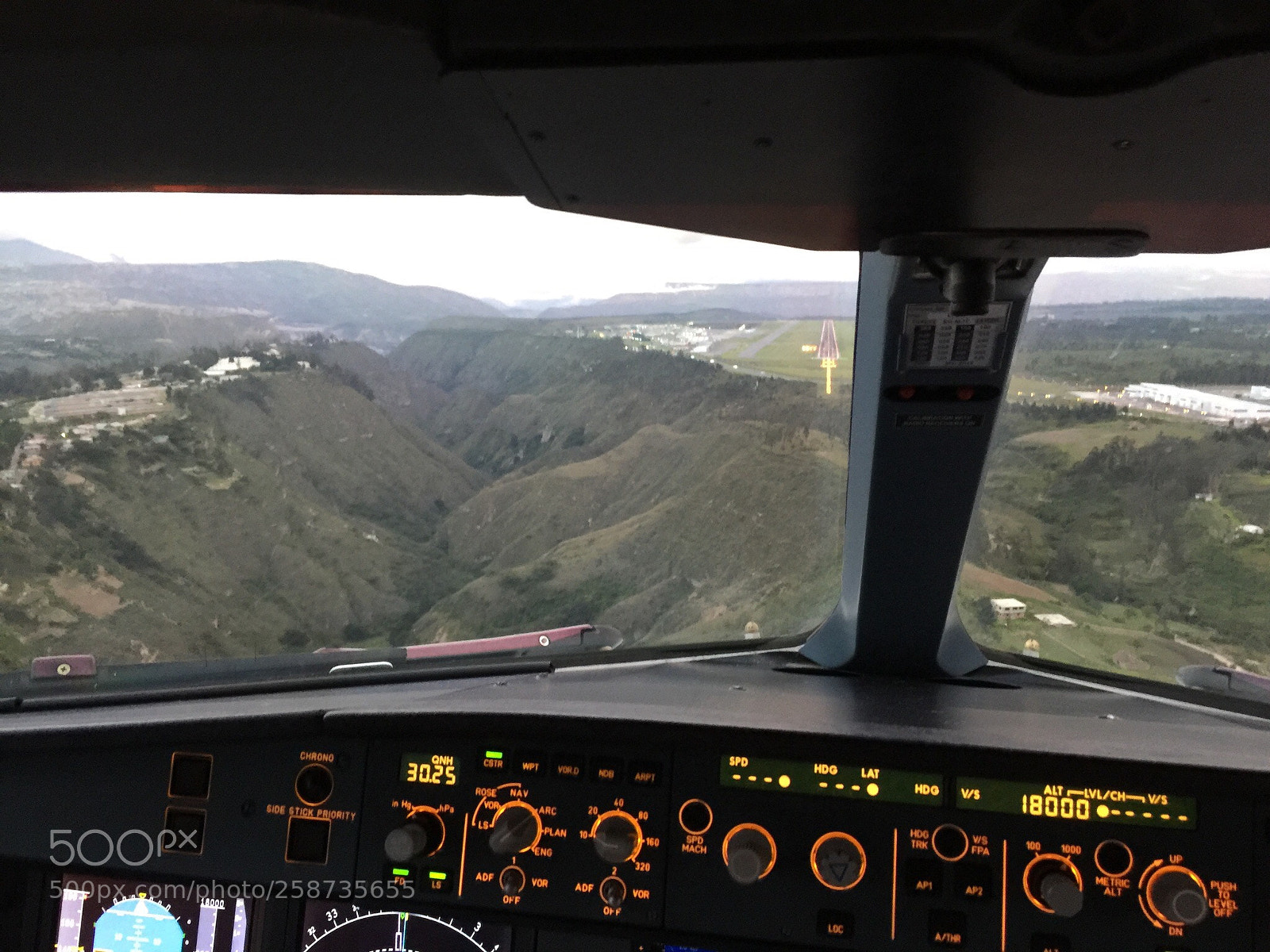 Apple iPhone 6 Plus sample photo. Approach to guayaquil airport photography