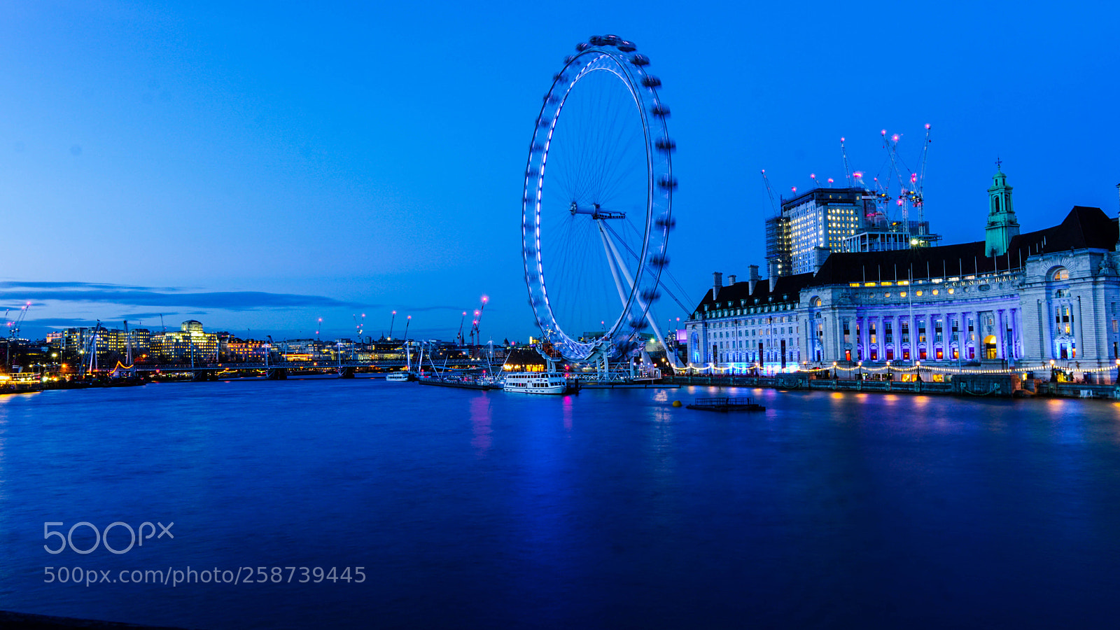 Sony a6300 sample photo. London photography