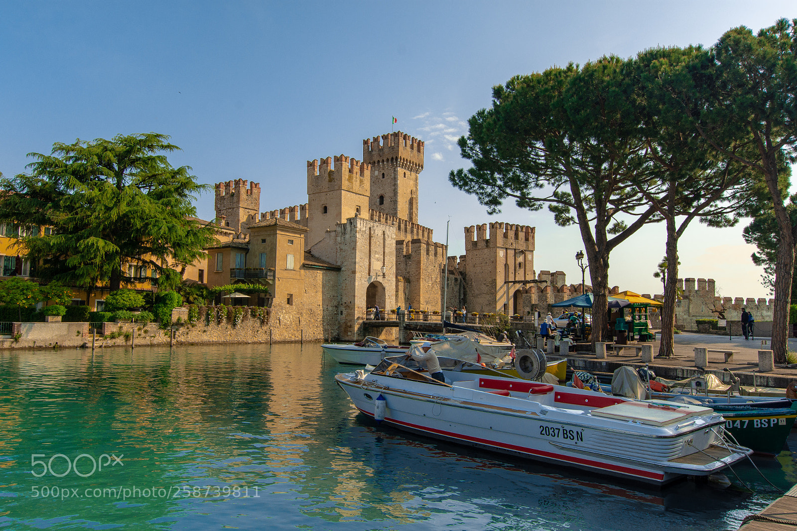 Nikon D7200 sample photo. The rocca scaligera in photography