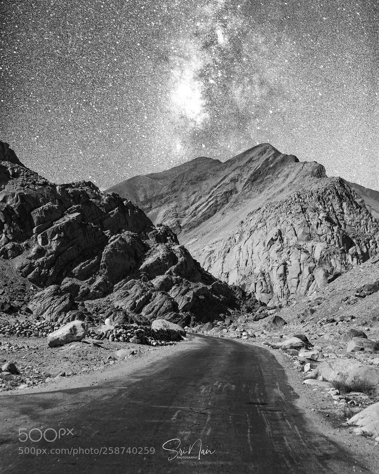 Nikon D7200 sample photo. Road to infinity photography