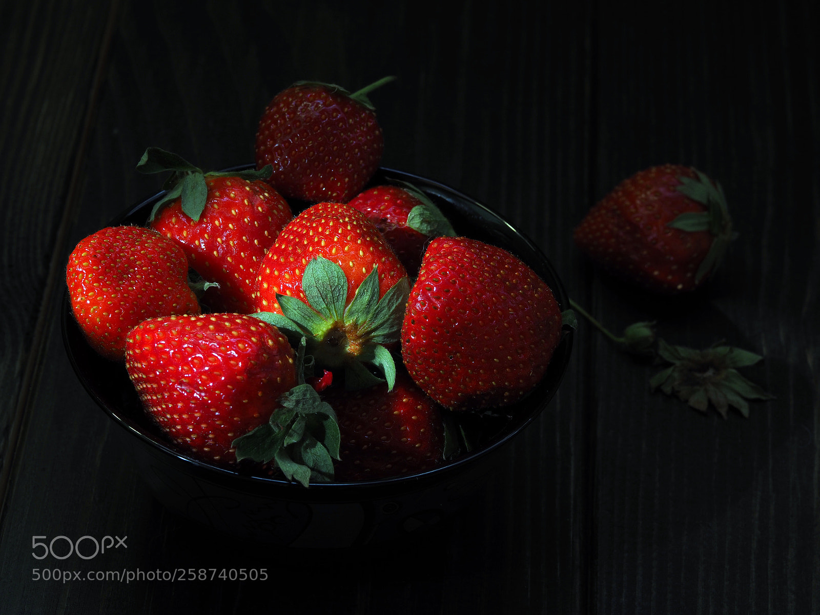 Olympus OM-D E-M10 sample photo. Strawberry photography