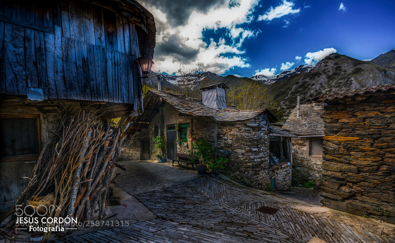 Sony ILCA-77M2 sample photo. Villalba de santiago.  spain photography