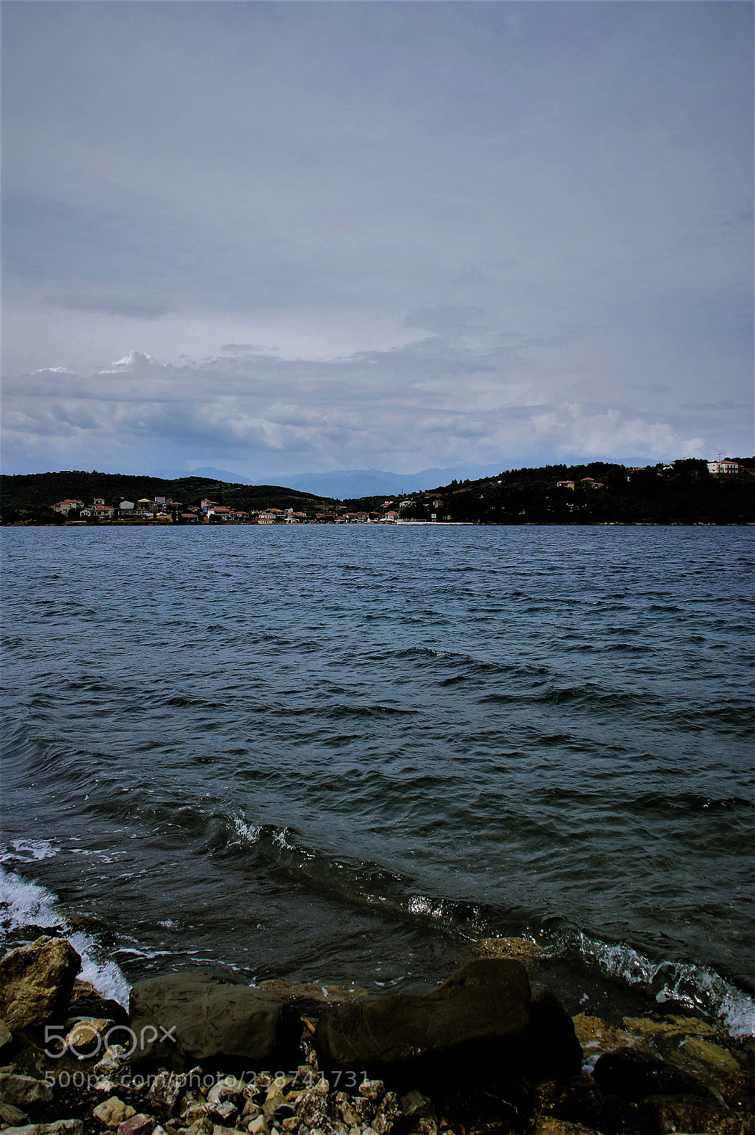 Sony Alpha DSLR-A350 sample photo. A blue pause photography