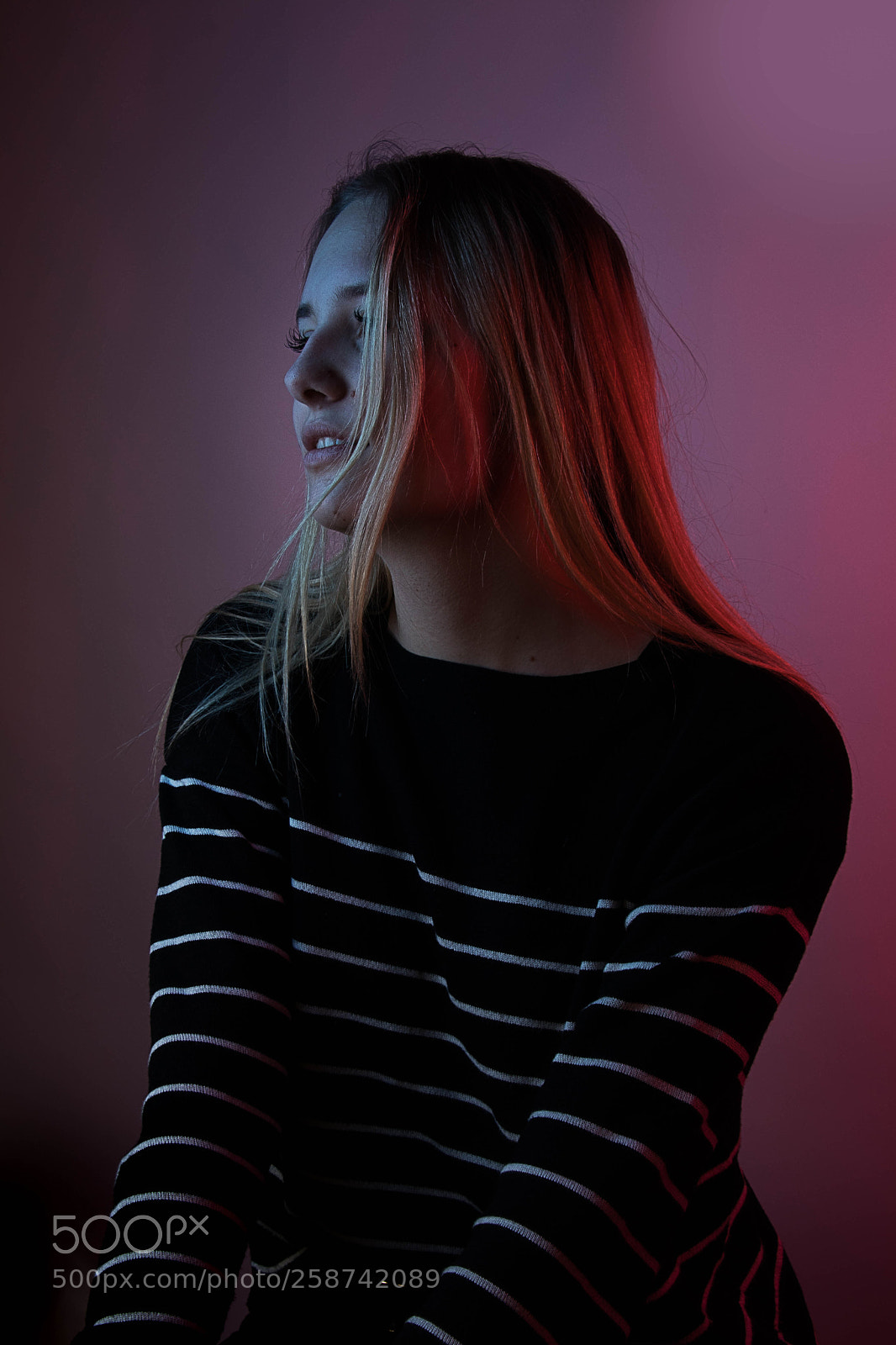 Canon EOS 80D sample photo. Vilma med blÅljusfilter () photography