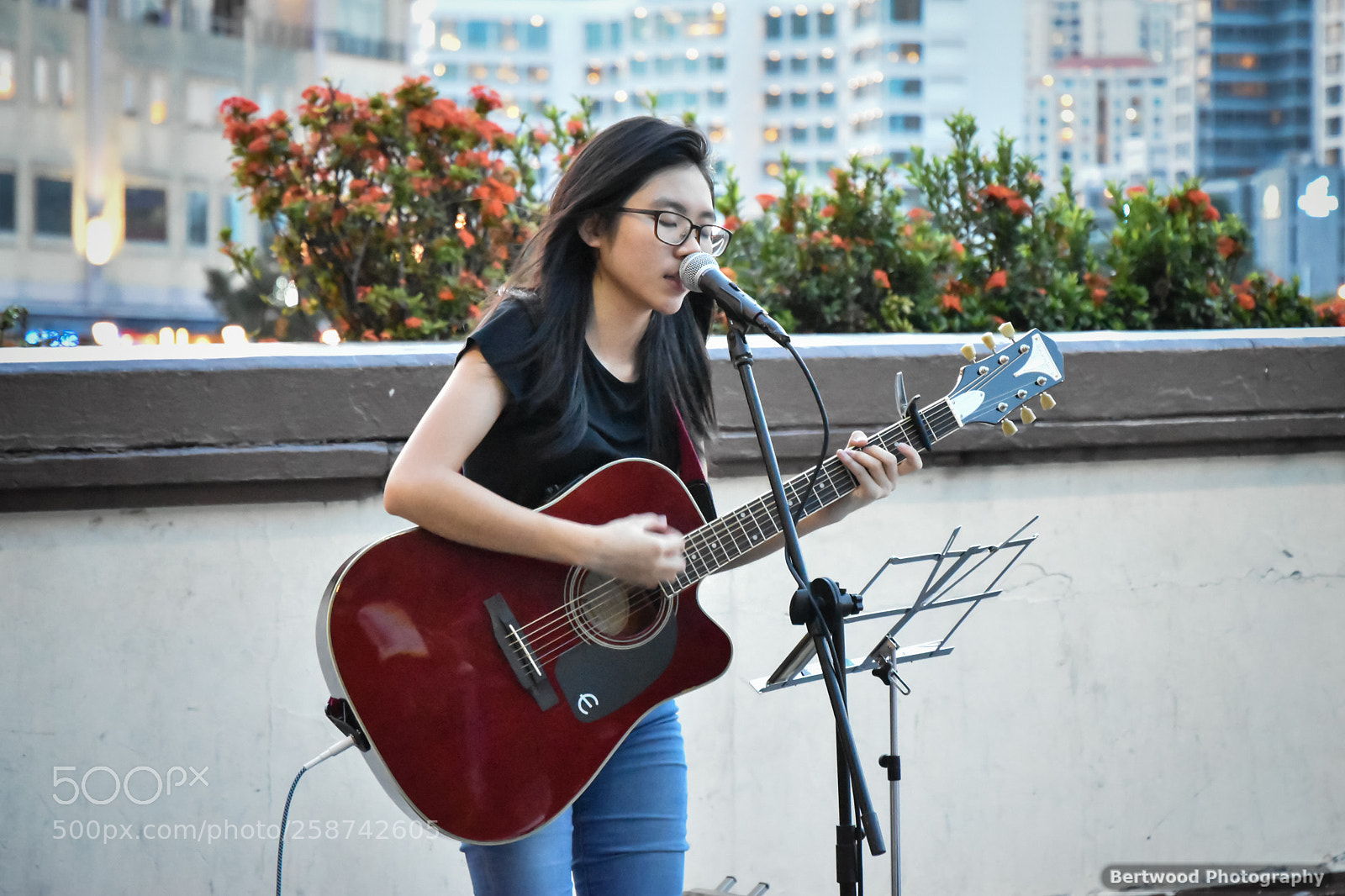 Nikon D5600 sample photo. Cute busker photography