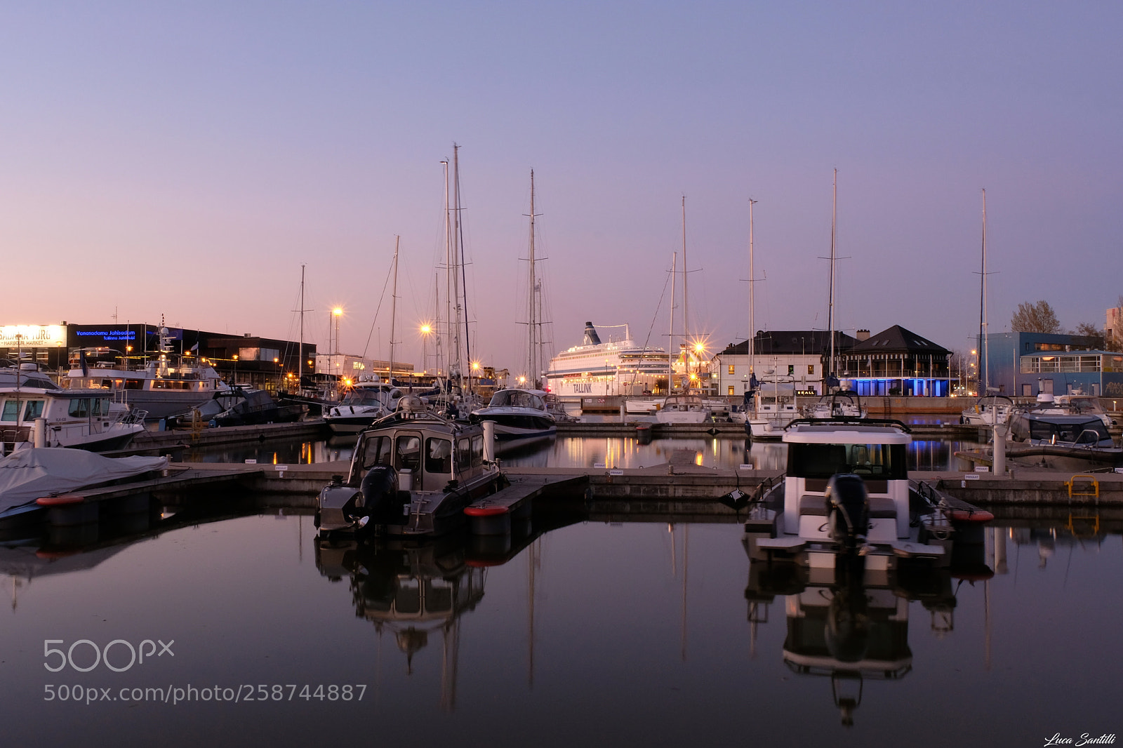 Fujifilm X-T20 sample photo. Porto di tallinn photography