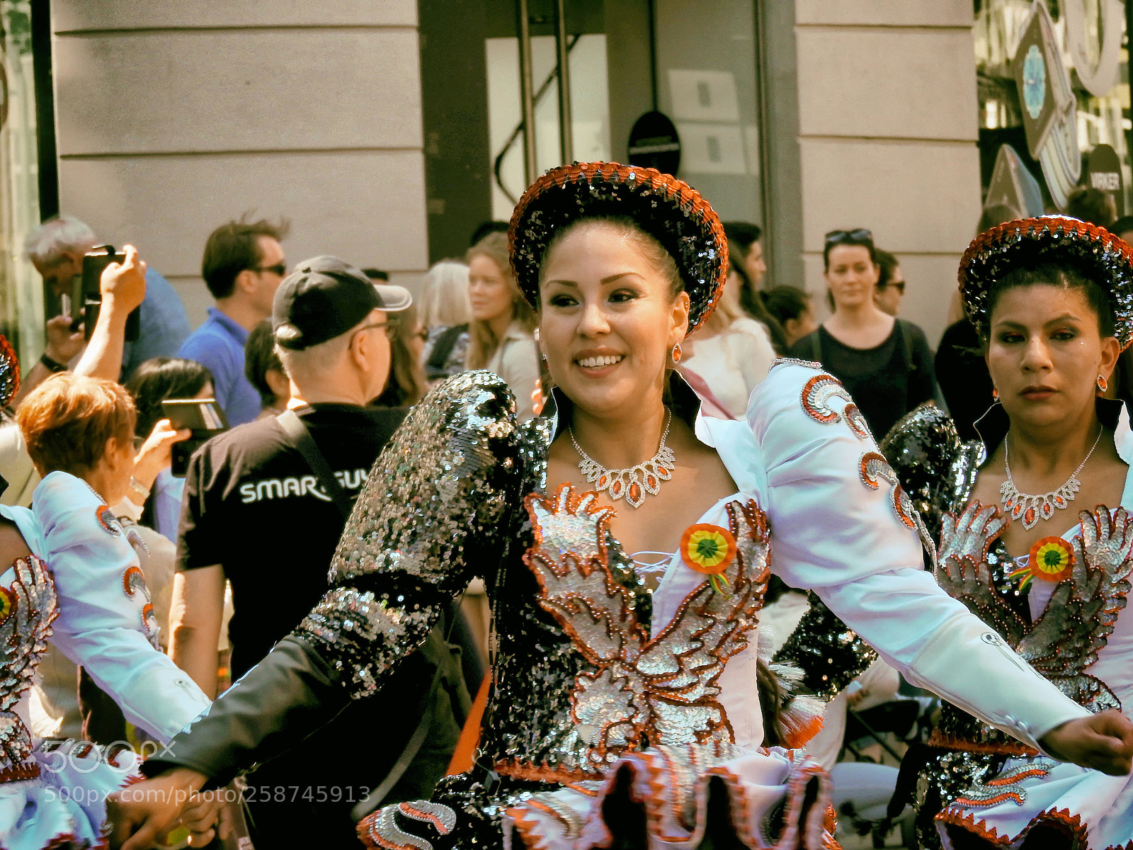 Nikon Coolpix P610 sample photo. Copenhagen karneval 8. photography