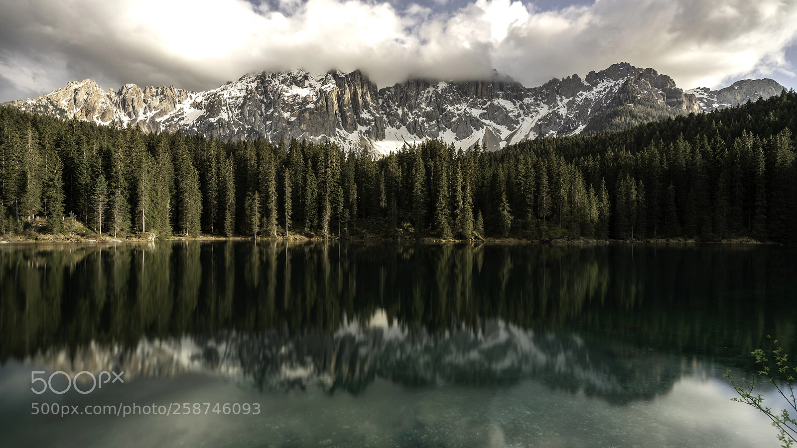 Sony a7R II sample photo. [ italian mirror ] photography