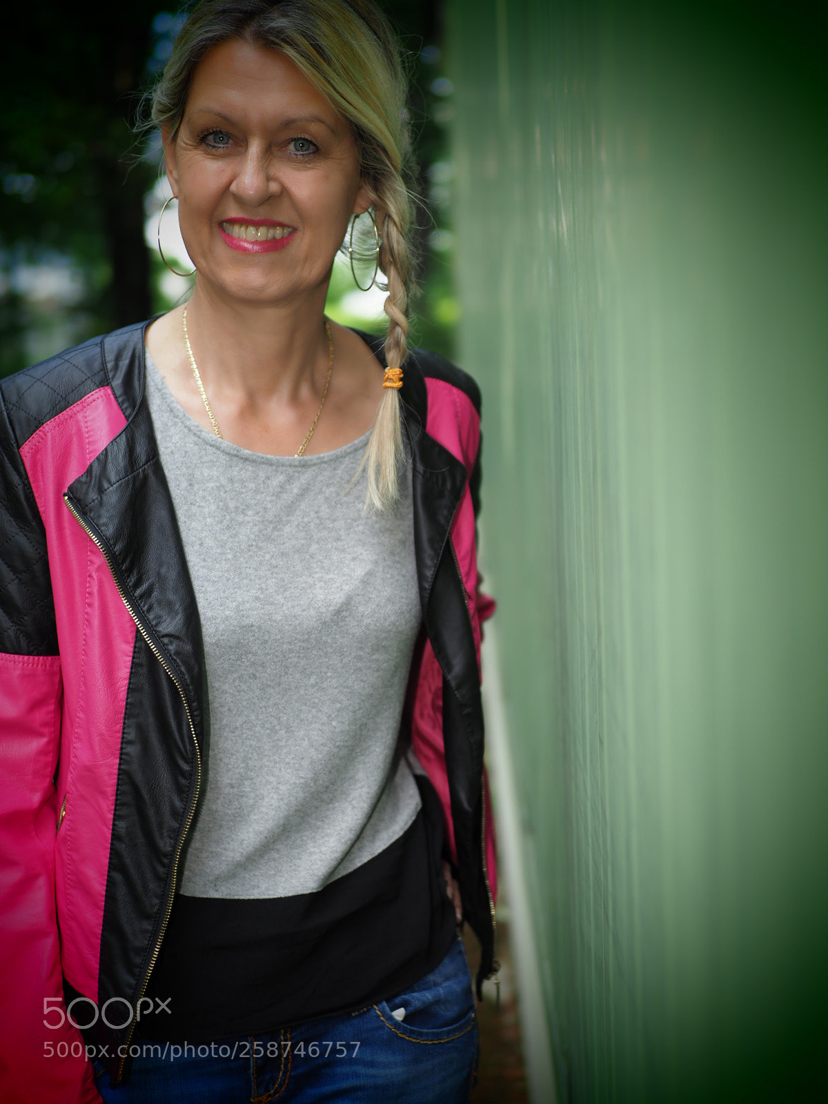 Olympus OM-D E-M1 Mark II sample photo. Untitled photography
