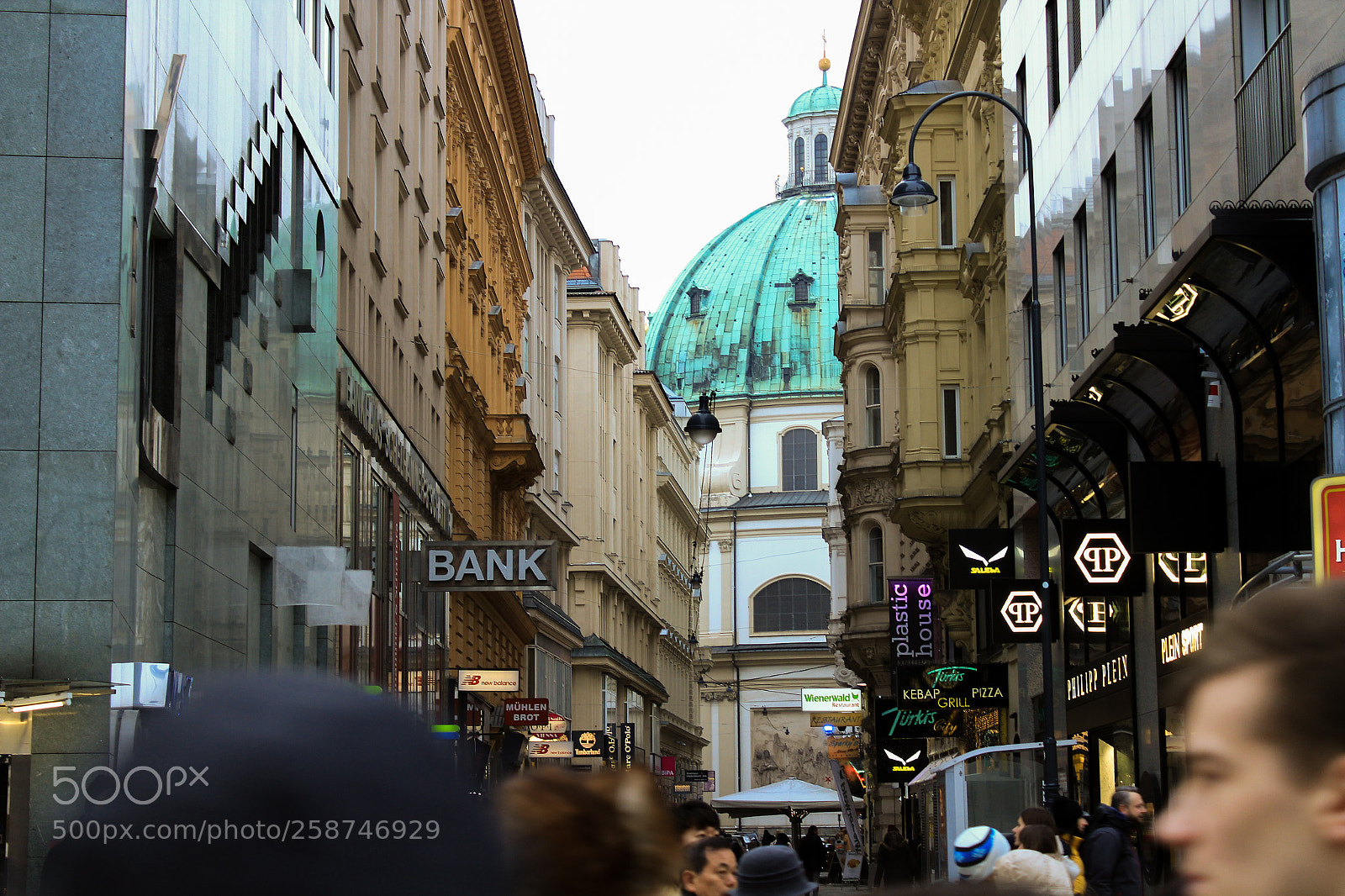 Canon EOS 1200D (EOS Rebel T5 / EOS Kiss X70 / EOS Hi) sample photo. Karlskirche photography