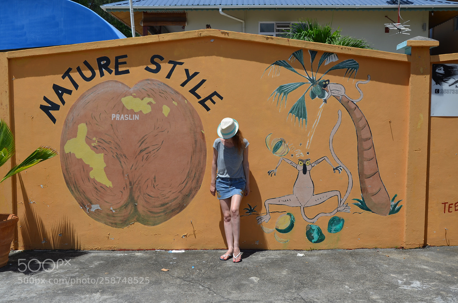 Nikon D5100 sample photo. Graffiti photography