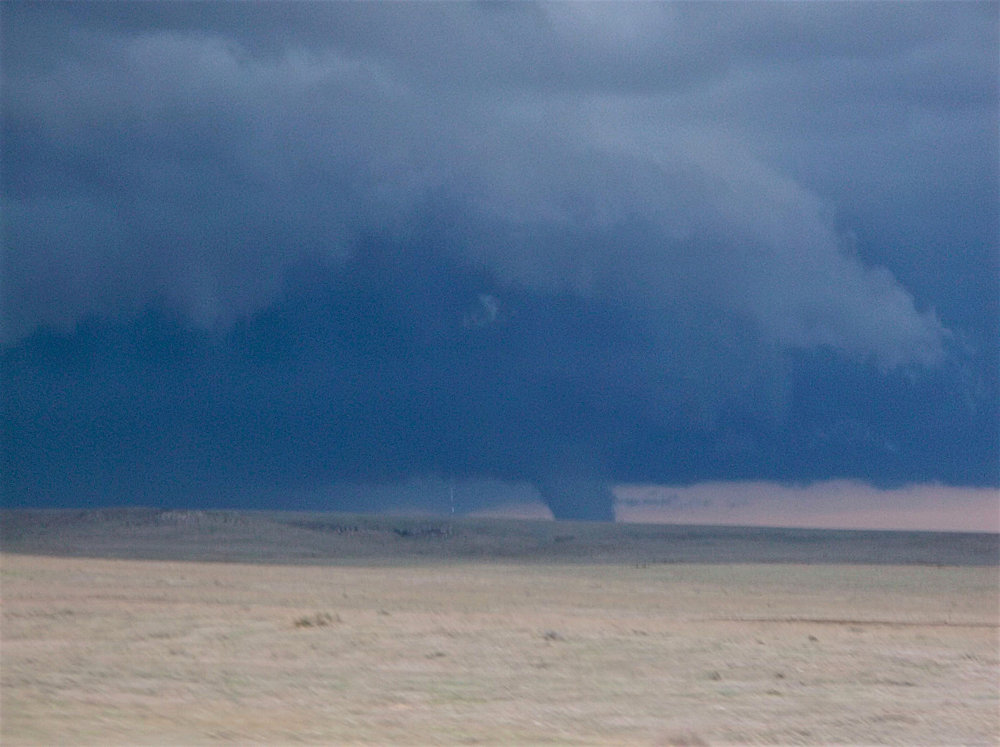 Fujifilm FinePix AX560 sample photo. Supercells roar through eastern colorado photography