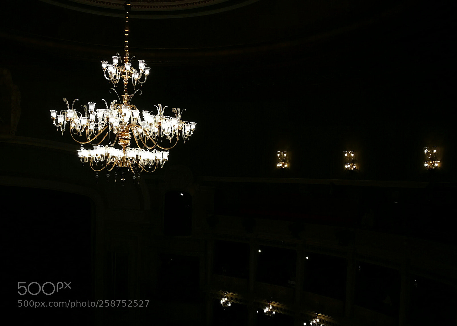 HUAWEI P10 sample photo. Chandelier photography