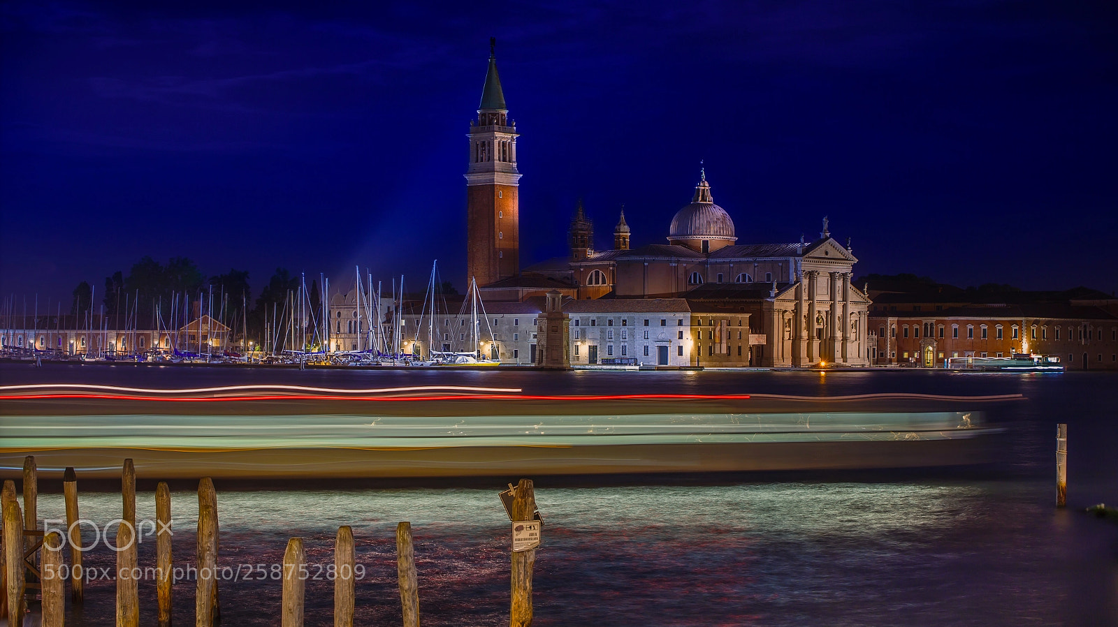 Canon EOS 6D sample photo. Venice 04-2018** photography