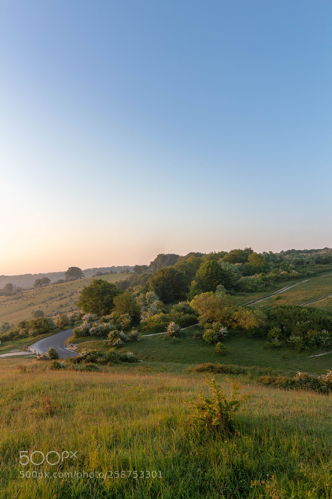 Canon EOS 1300D (EOS Rebel T6 / EOS Kiss X80) sample photo. Ivanhoe beacon windmill photography