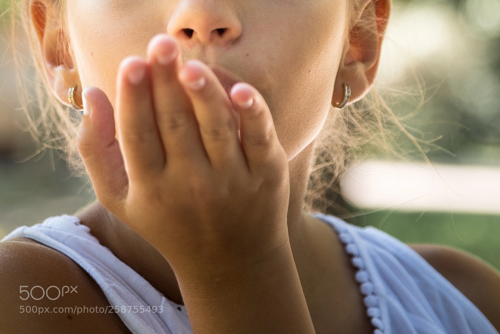 Nikon D750 sample photo. Kiss photography