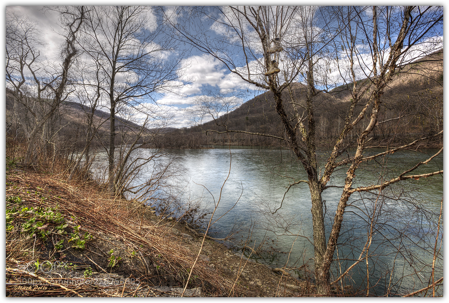 Canon EOS-1Ds Mark III sample photo. Rte to renovo hdr photography