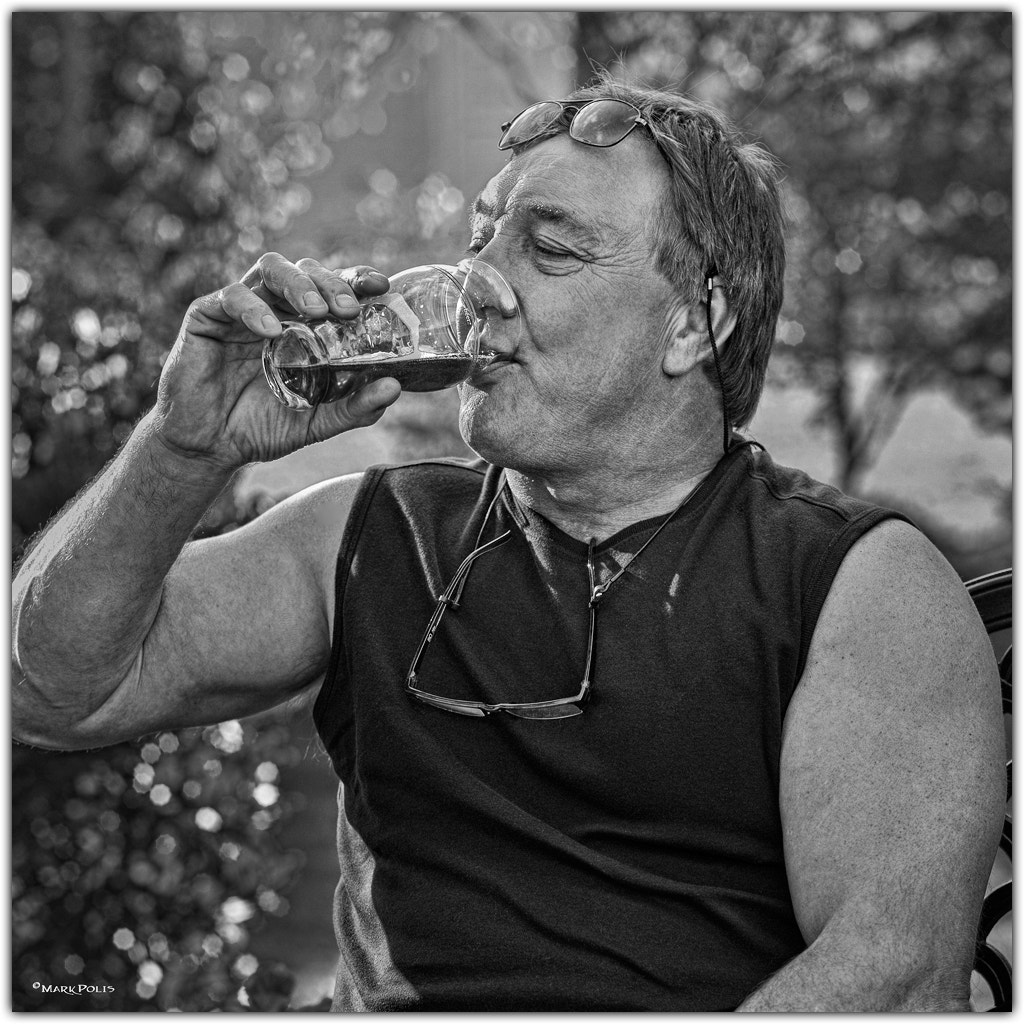 Leica M9 sample photo. Stephen kenyon with brew mono a fltd photography