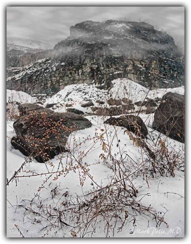 Canon EOS-1Ds Mark III sample photo. Winter monolith photography