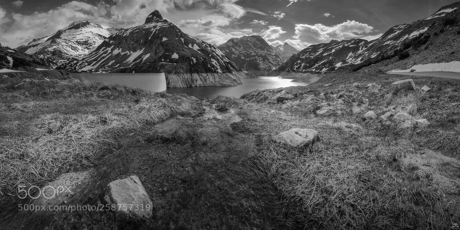 Canon EOS 5D Mark IV sample photo. Barrier lake photography