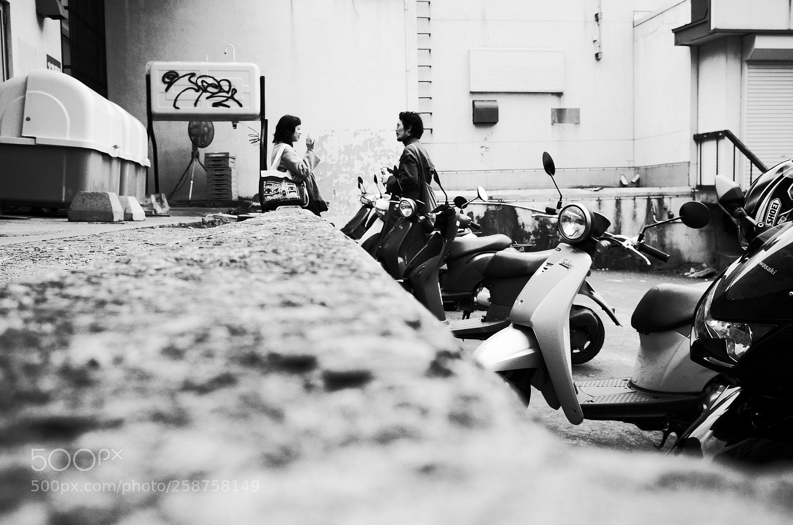 Ricoh GR II sample photo. Untitled photography
