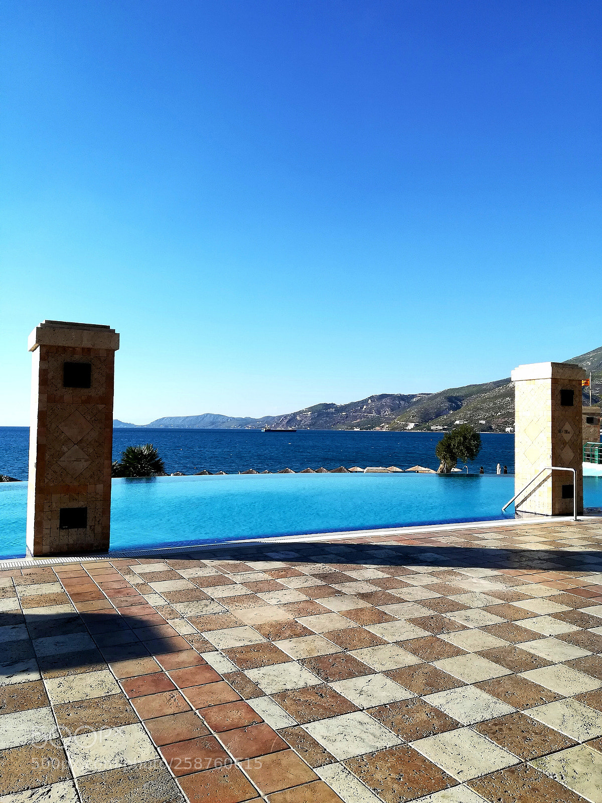 HUAWEI P10 lite sample photo. Infinity pool... photography