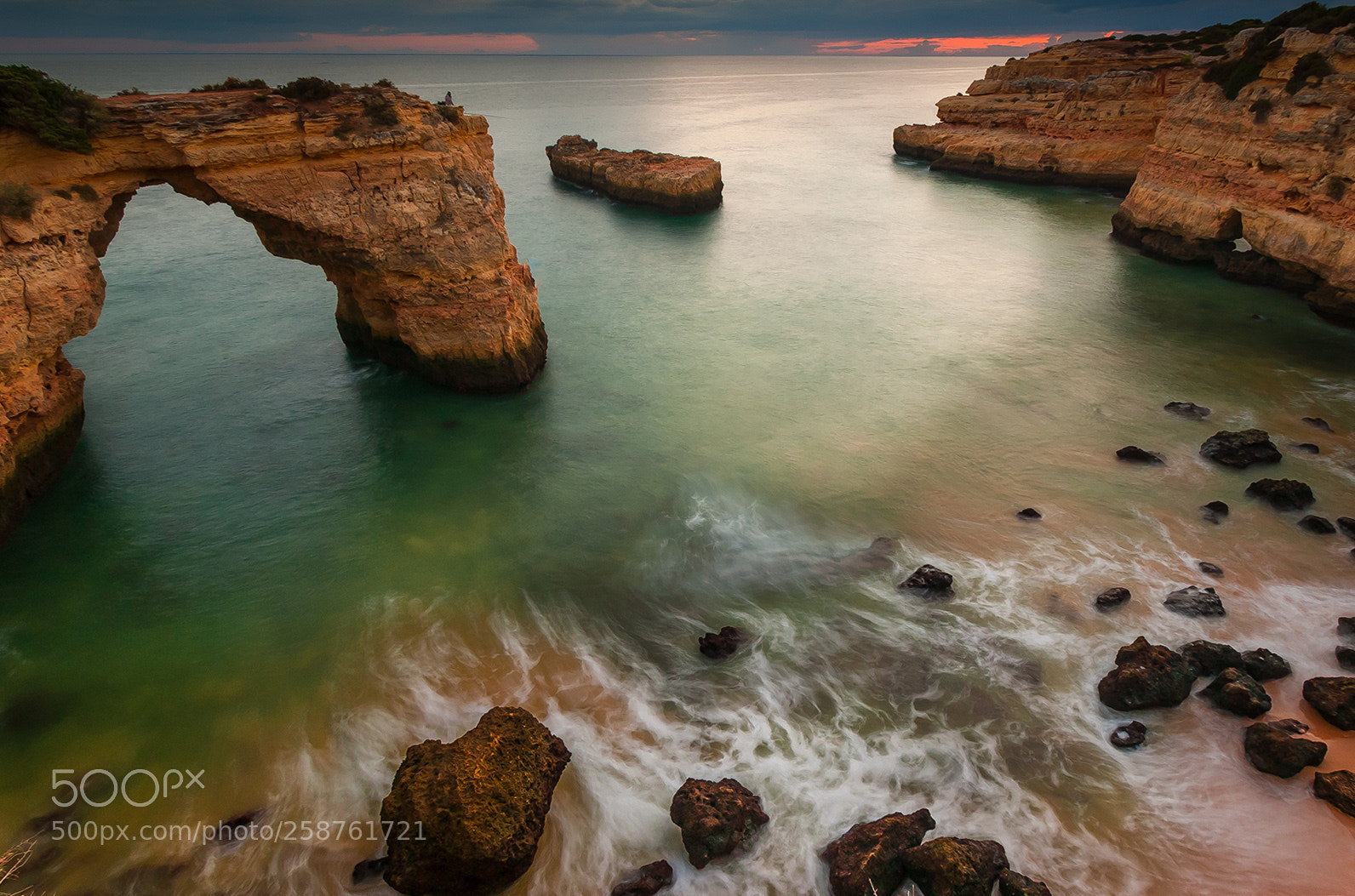 Sony Alpha DSLR-A230 sample photo. Pedra do sal photography