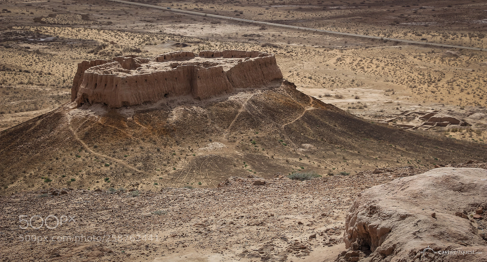 Canon EOS 700D (EOS Rebel T5i / EOS Kiss X7i) sample photo. The desert fortress photography
