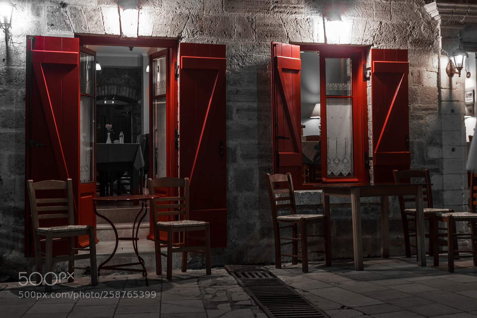 Sony a6000 sample photo. Red windows photography