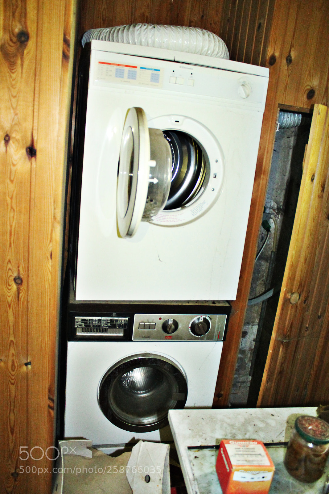 Canon EOS 1100D (EOS Rebel T3 / EOS Kiss X50) sample photo. Ghost house in the photography