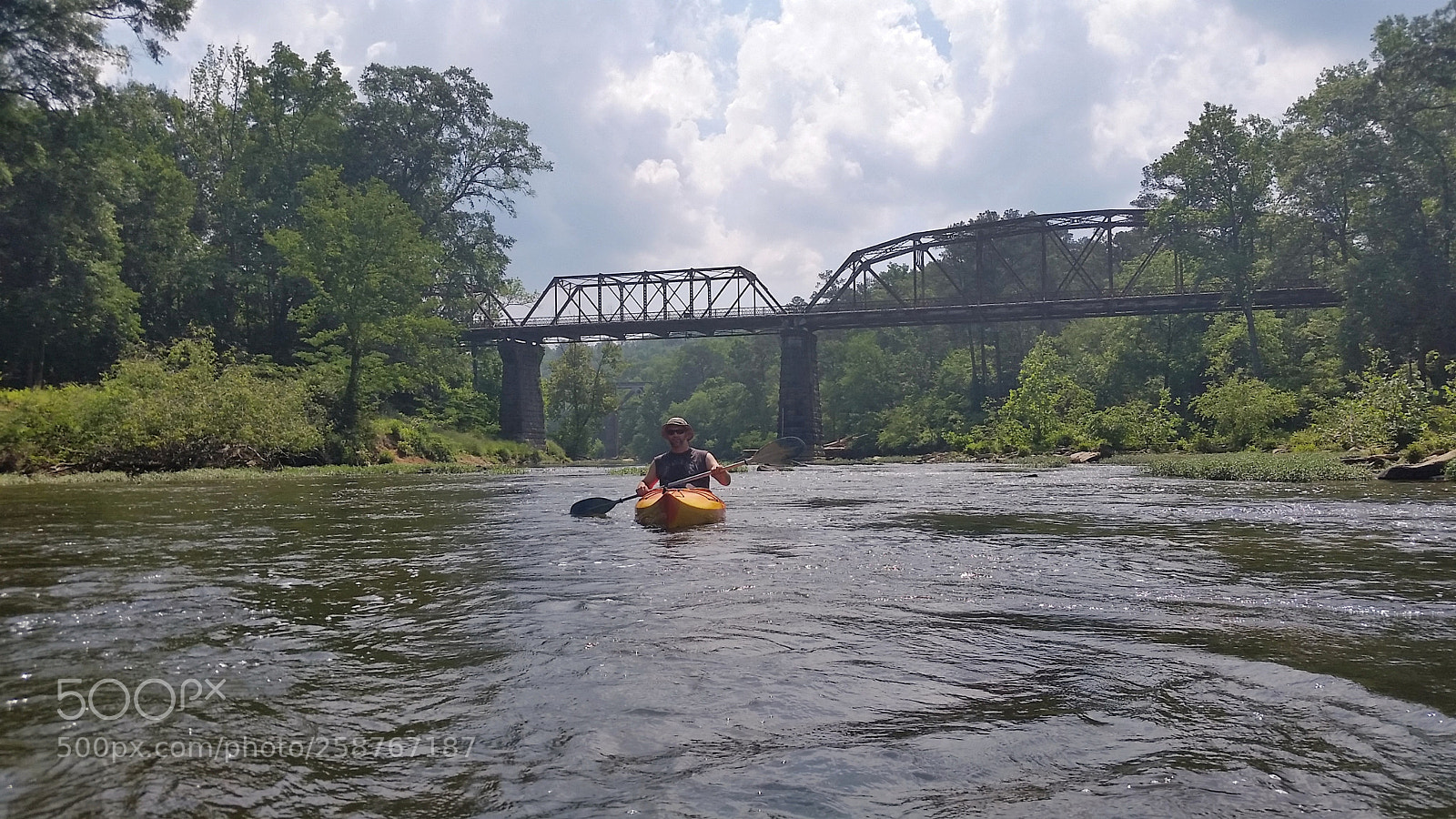 Samsung Galaxy S5 sample photo. Sunday floating photography