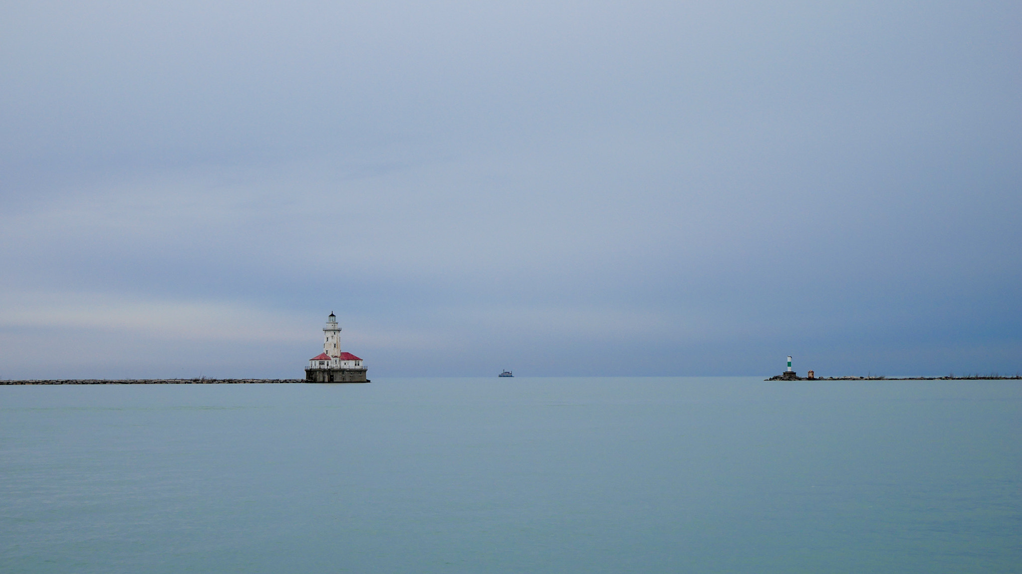 Panasonic Lumix DMC-GX85 (Lumix DMC-GX80 / Lumix DMC-GX7 Mark II) sample photo. Cloudy lighthouse photography