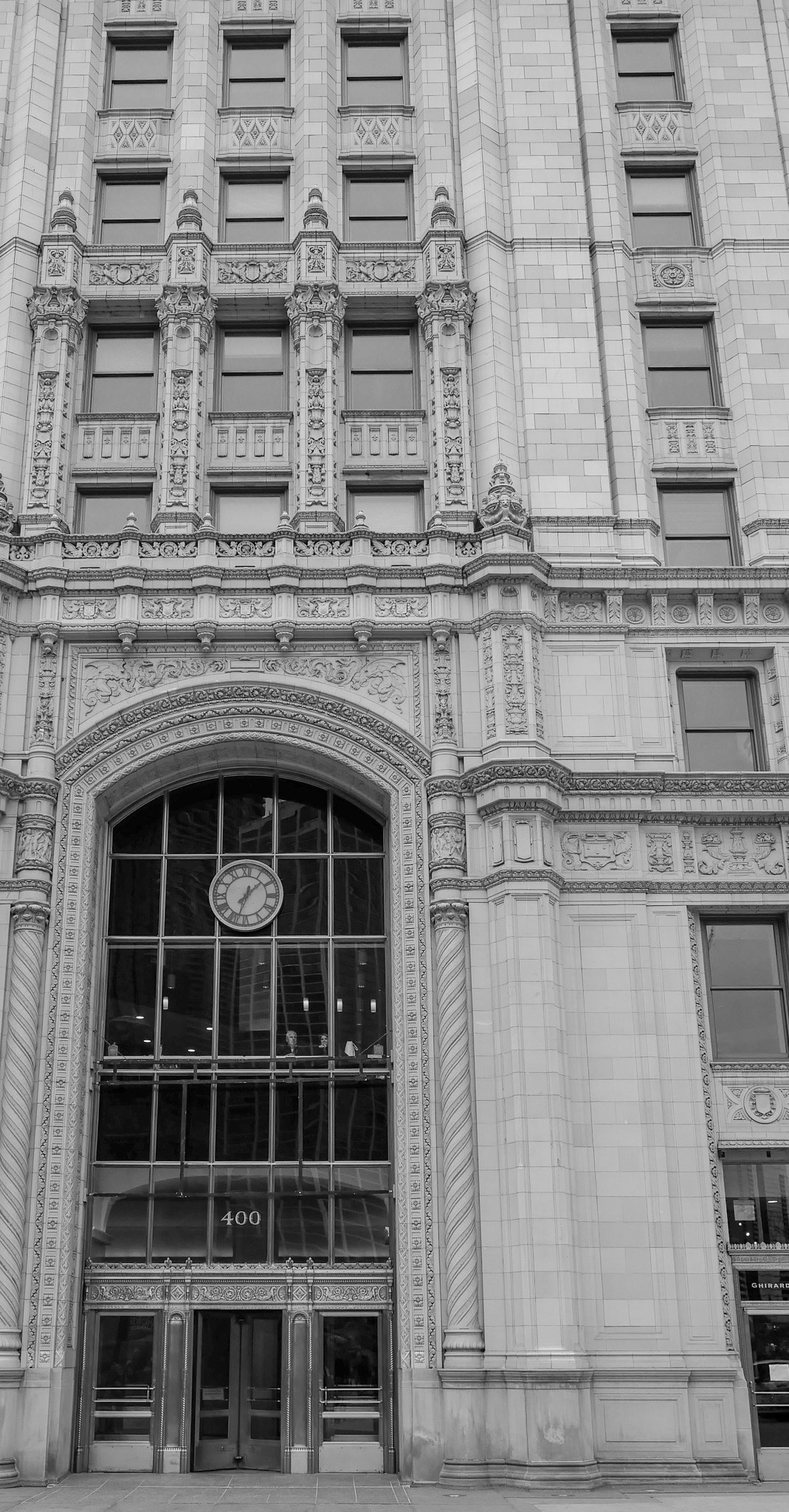 Panasonic Lumix DMC-GX85 (Lumix DMC-GX80 / Lumix DMC-GX7 Mark II) sample photo. Wrigley doorway photography