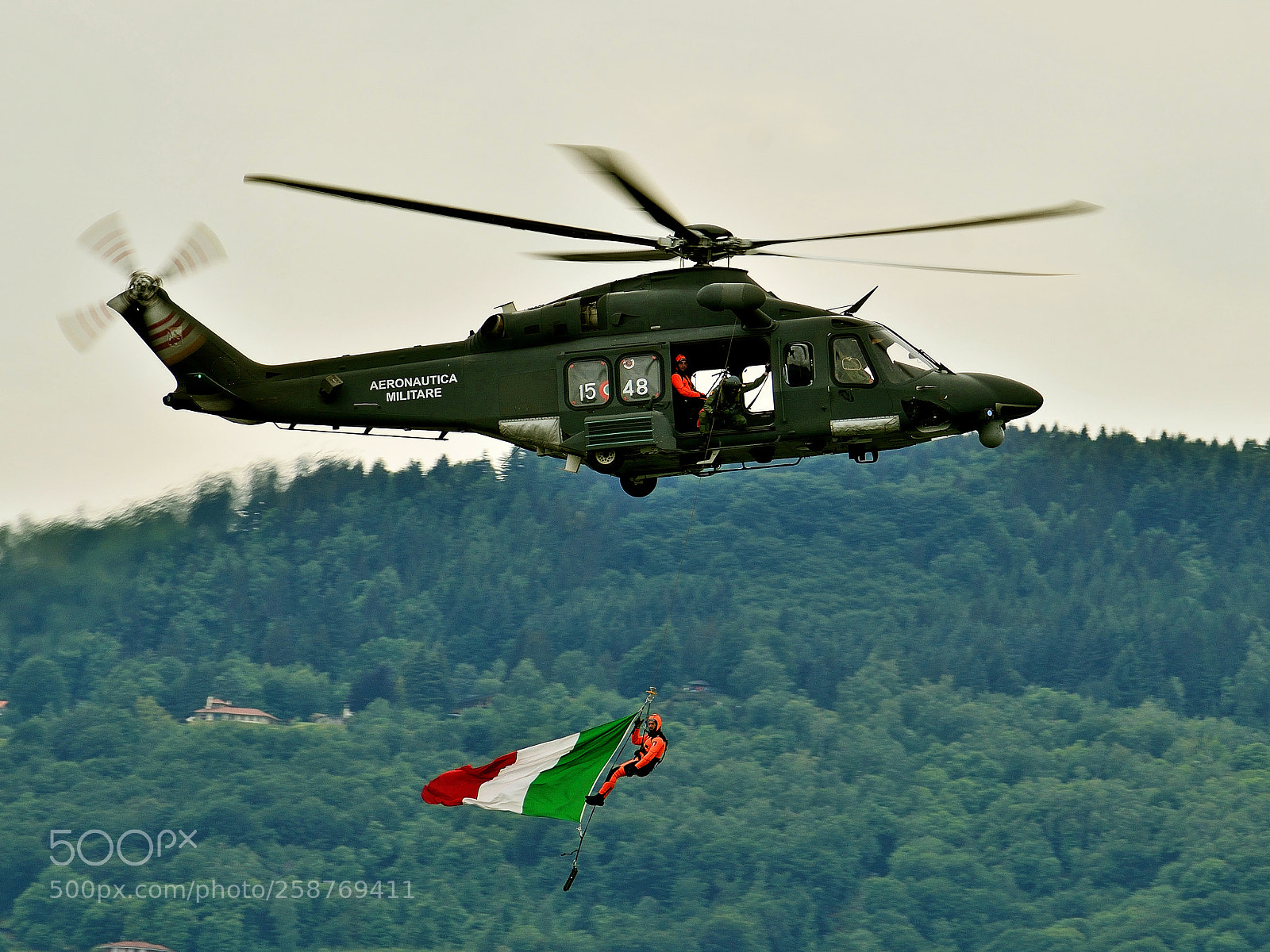Nikon D3300 sample photo. Aeronautica italiana militare photography