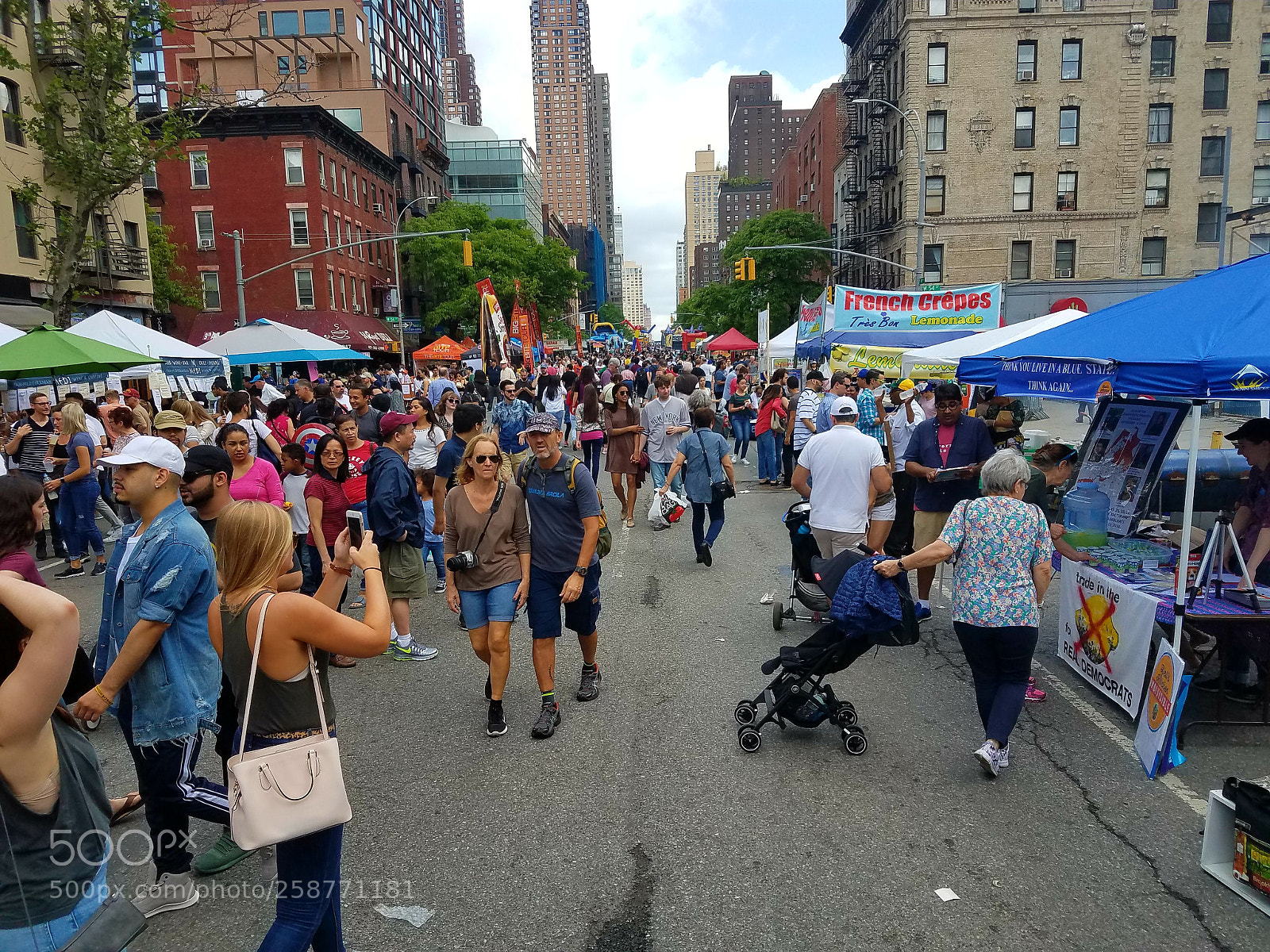 Samsung Galaxy S7 sample photo. 9 av food fest day 2 photography