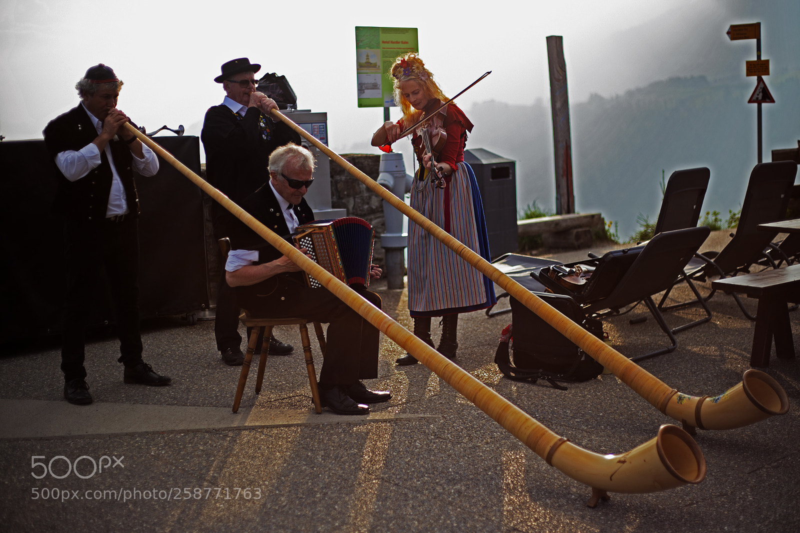 Canon EOS 6D sample photo. Old song photography