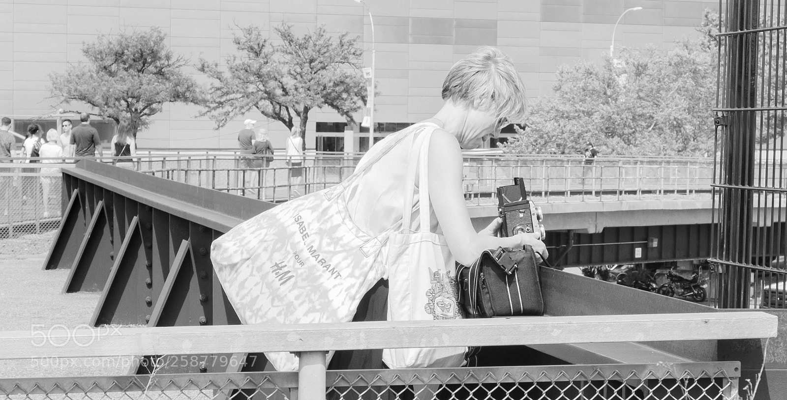 Fujifilm X-E1 sample photo. Respect photography