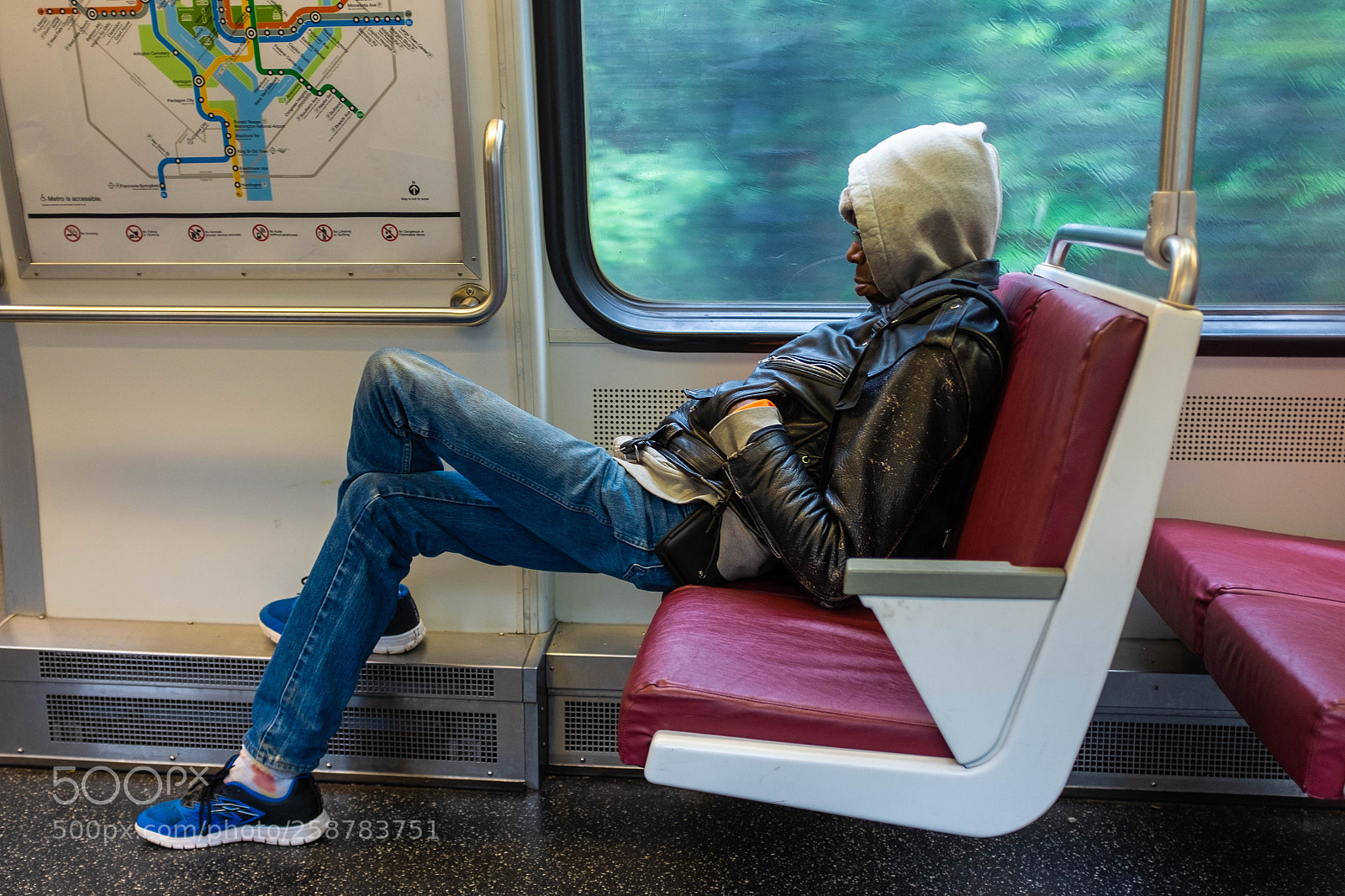 Fujifilm X100T sample photo. Metro rider photography