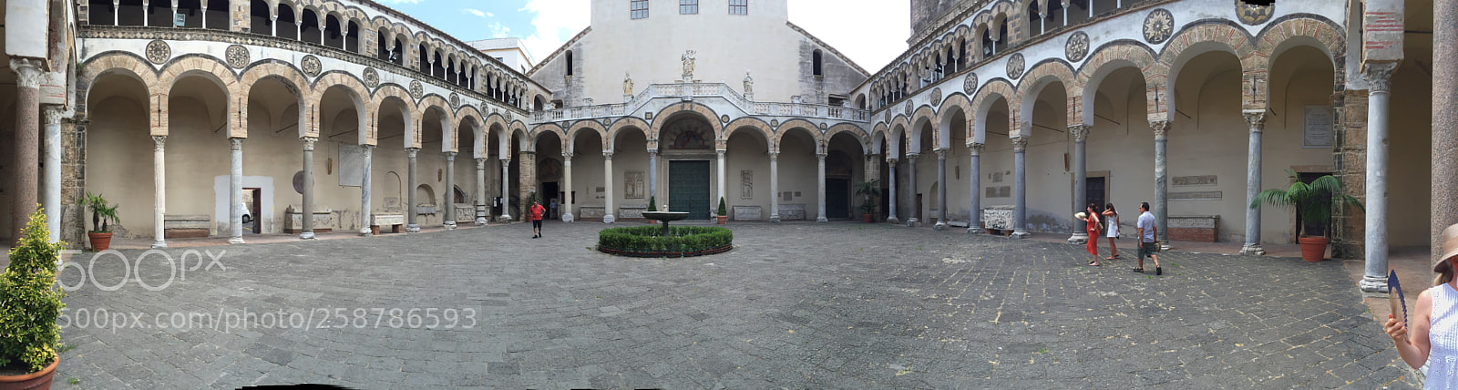 Apple iPhone 6 Plus sample photo. Duomo di salerno photography