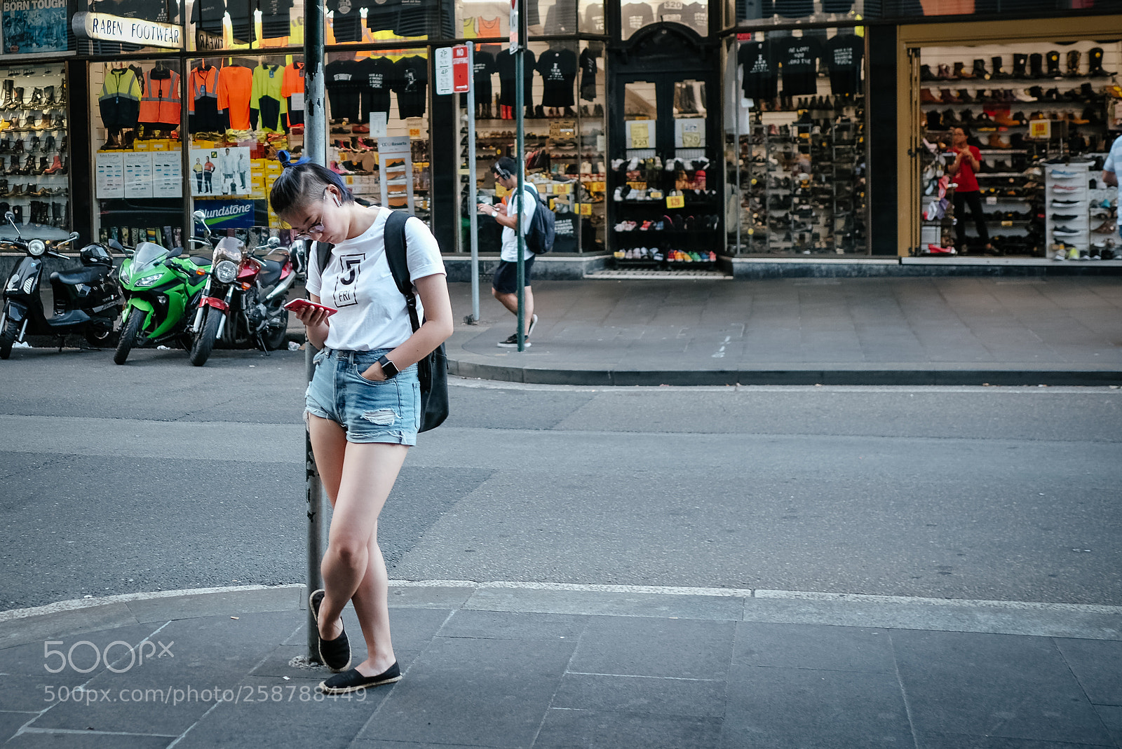 Fujifilm X-T2 sample photo. From across the street photography