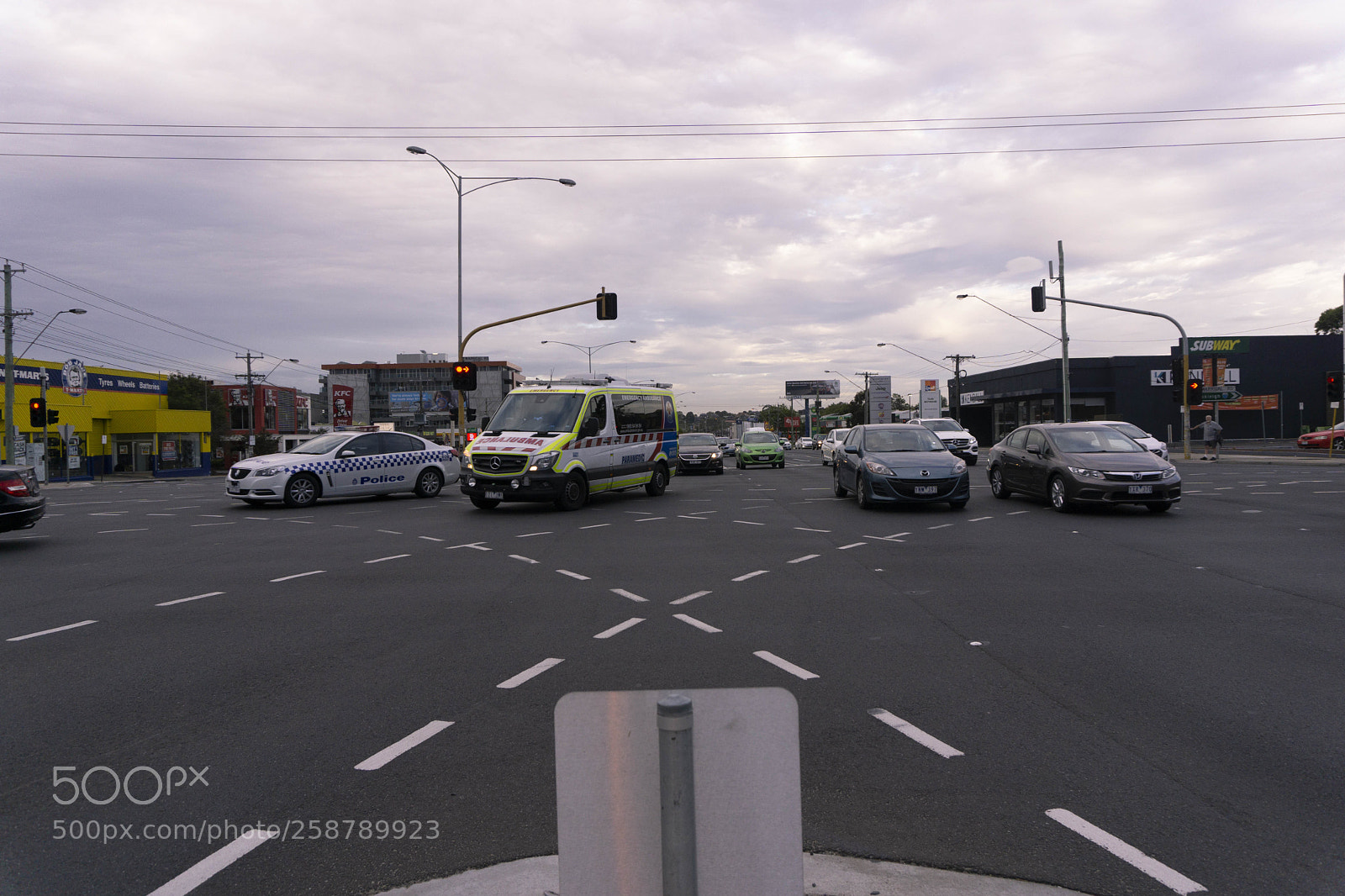 Sony a5100 sample photo. Warrigal road and princes photography