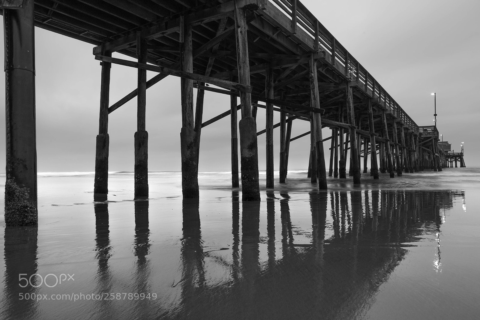 Canon EOS 6D sample photo. Newport pier photography