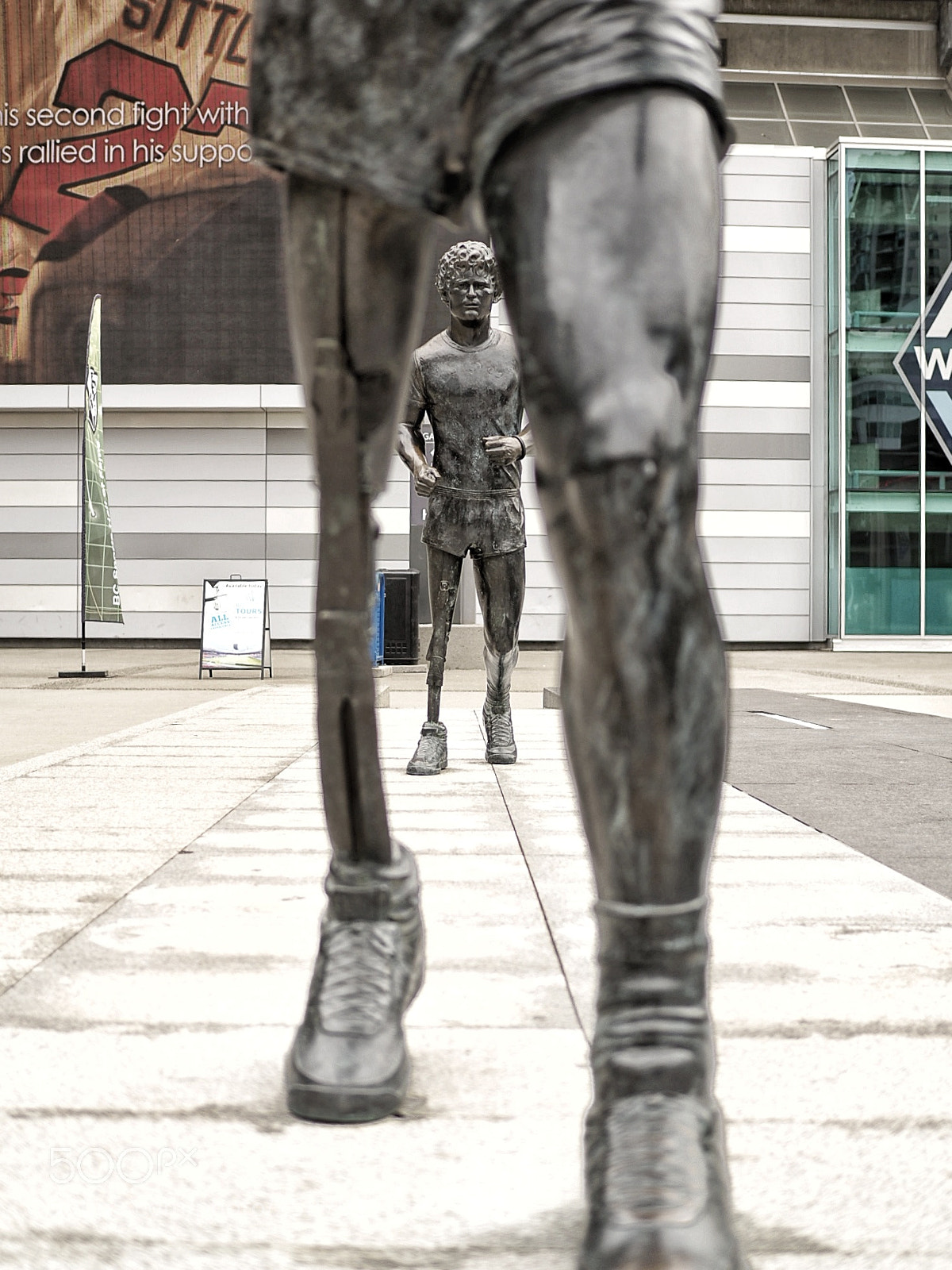 Olympus OM-D E-M5 II sample photo. Terry fox....one canadian hero photography