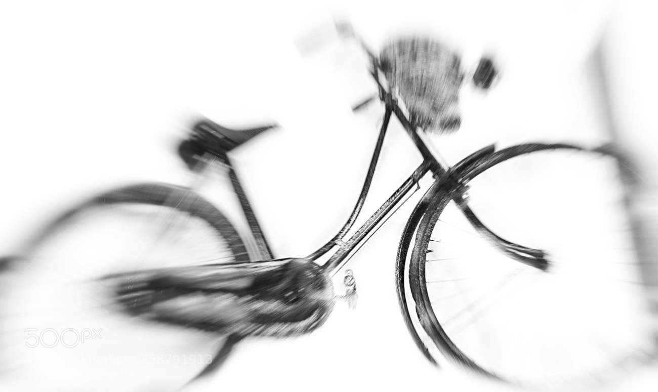 Nikon D800 sample photo. Minimalist photographic school .. photography