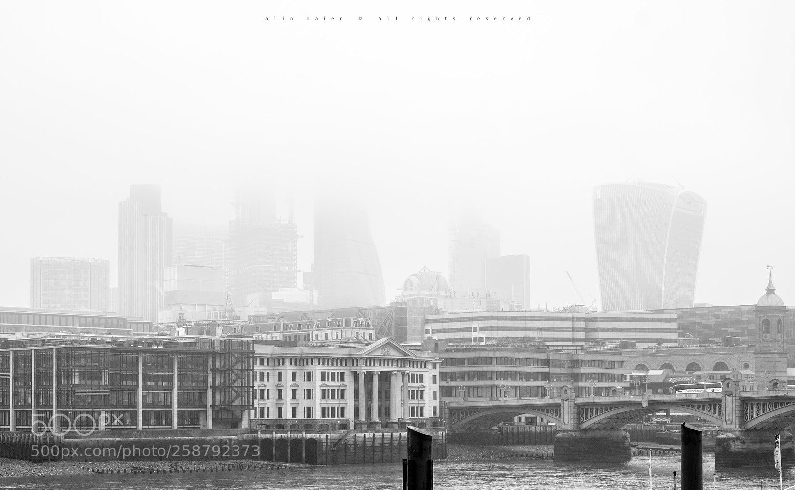 Fujifilm X-H1 sample photo. London fog photography
