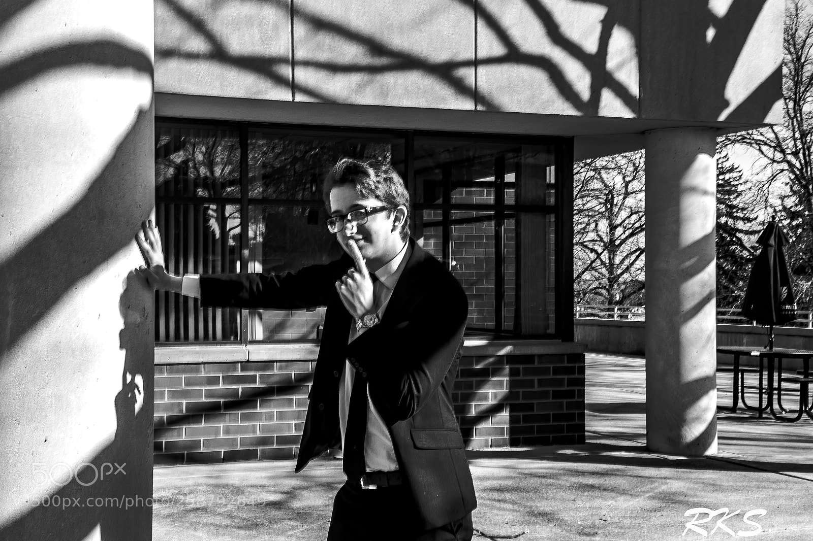 Nikon D3100 sample photo. Thinking photography